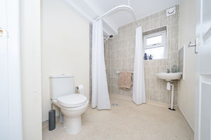 WET ROOM- click for photo gallery